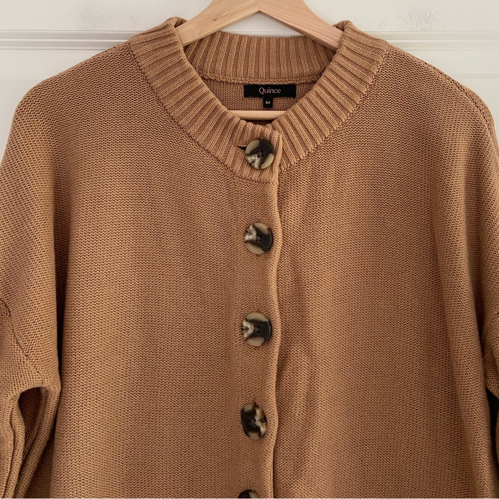 Quince Organic Cotton Cropped Cardigan Sweater Camel Brown Faux Horn Button Sz M - Picture 6 of 16